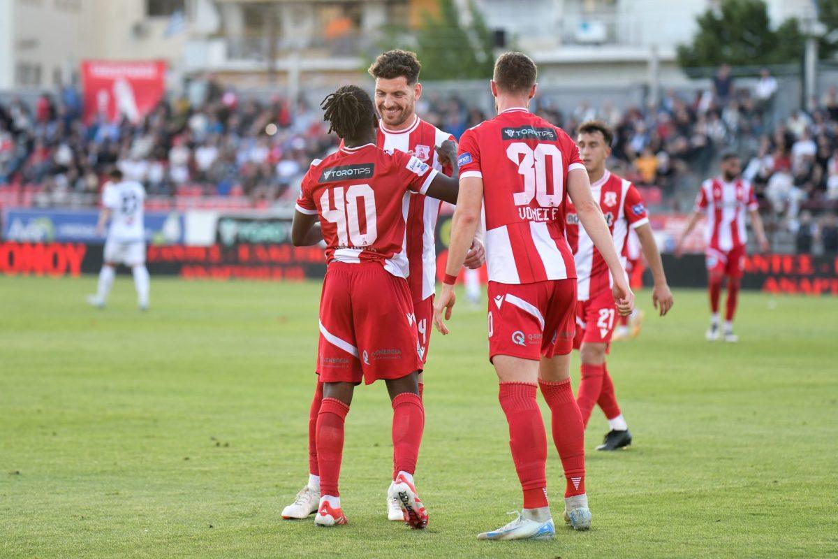 Πανσερραϊκός – Βόλος 3-0: Τρίποντο – χρυσάφι για τα «λιοντάρια»