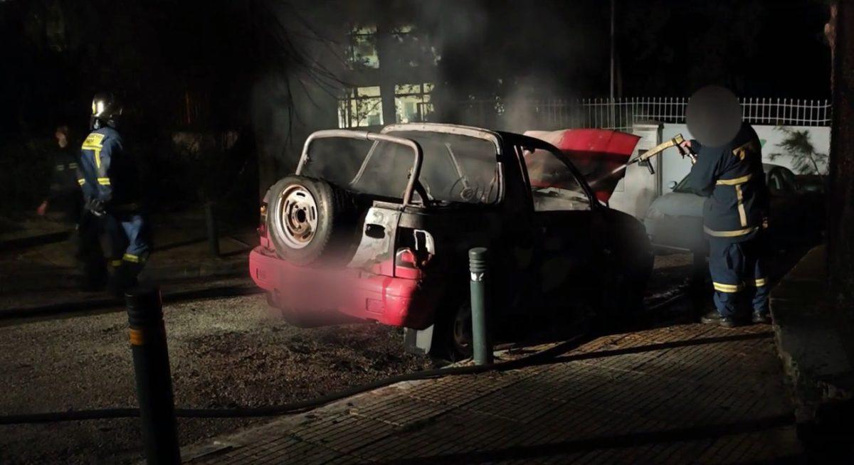 Μετς: Βίντεο από τη φωτιά στο τζιπ με την απανθρακωμένη σορό – Εξετάζεται κινητό που βρέθηκε έξω από το όχημα