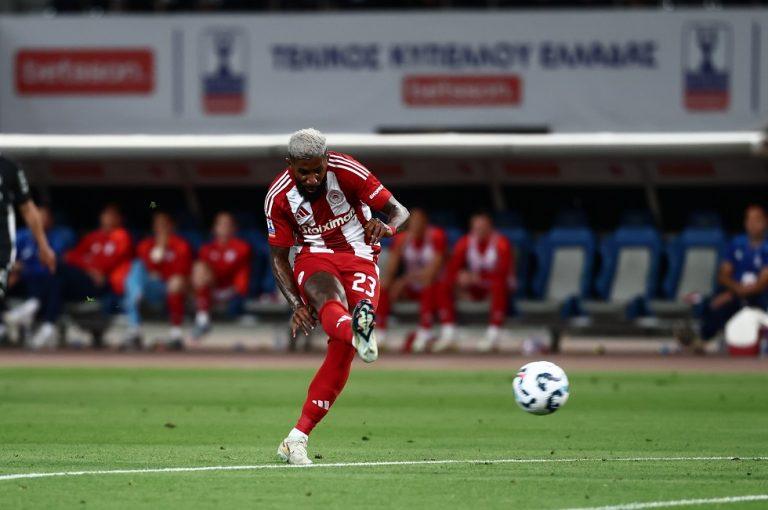 Καλό σουτ του Ροντινέι, απομάκρυνε ο Χριστογεώργος (vid)