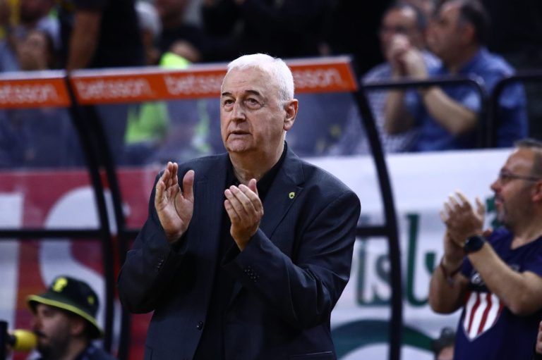 Σάκοτα: «Θα συνεχίσω να προσφέρω και να προσπαθώ με σεβασμό για την ιστορία της ΑΕΚ»