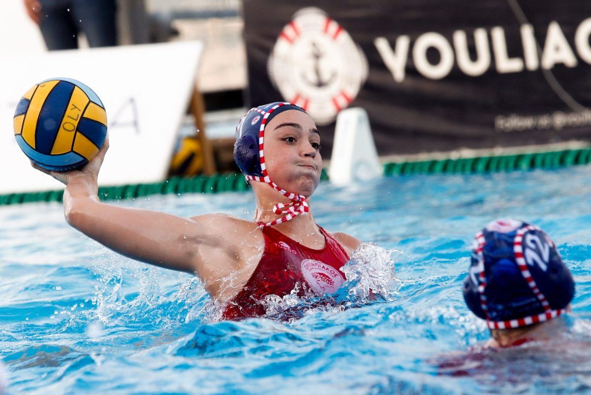 Βουλιαγμένη – Ολυμπιακός 8-10: Ανατροπή, break και 1-0 για τις Ερυθρόλευκες (vid)