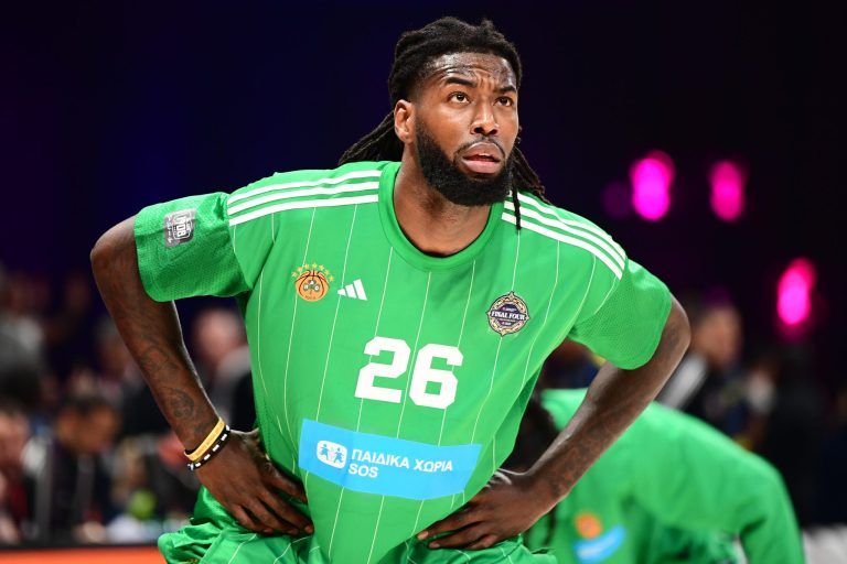 Η μεγάλη επιστροφή του Ματίας Λεσόρ: Τον έριξε νωρίς στη μάχη ο Αταμάν