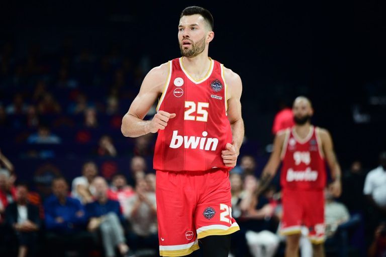 «Στο στόχαστρο της Ρεάλ Μαδρίτης ο Άλεκ Πίτερς» (pic)