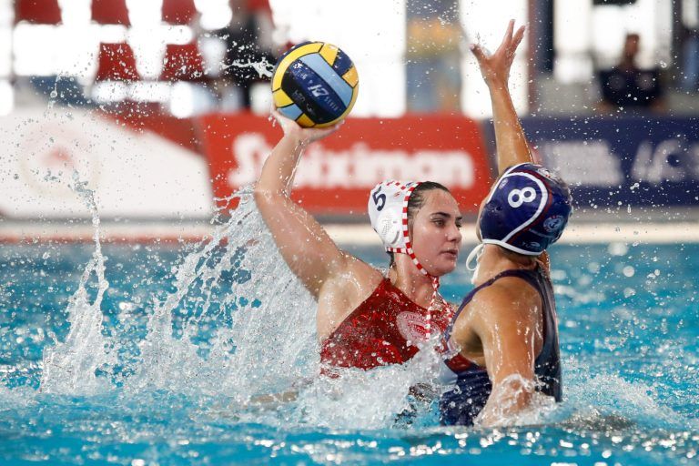 Ολυμπιακός – Βουλιαγμένη 8-10: Οι φιλοξενούμενες ισοφάρισαν τη σειρά των τελικών σε 1-1