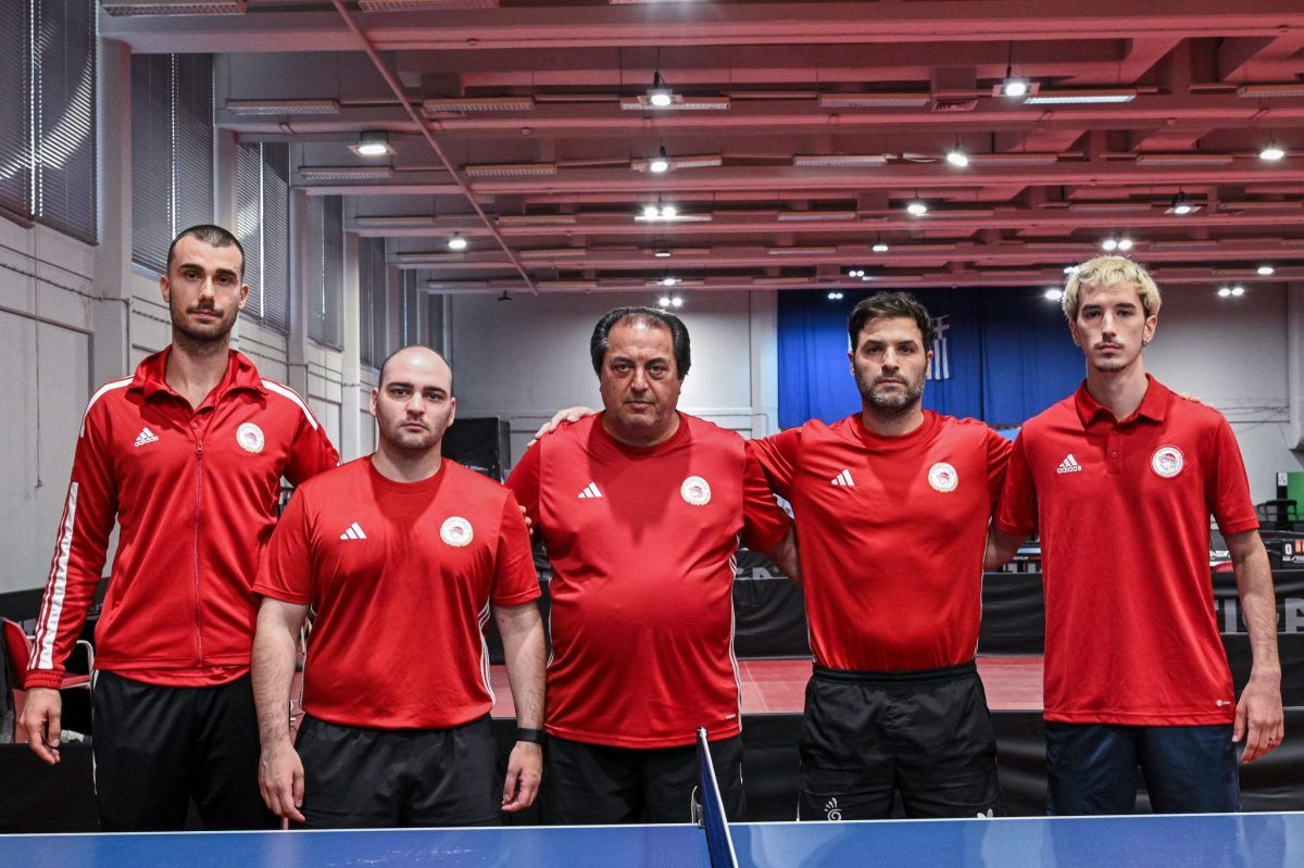 Η ΠΑΕ Ολυμπιακός συνεχάρη το τμήμα πινγκ πονγκ του συλλόγου, για την κατάκτηση του πρωταθλήματος