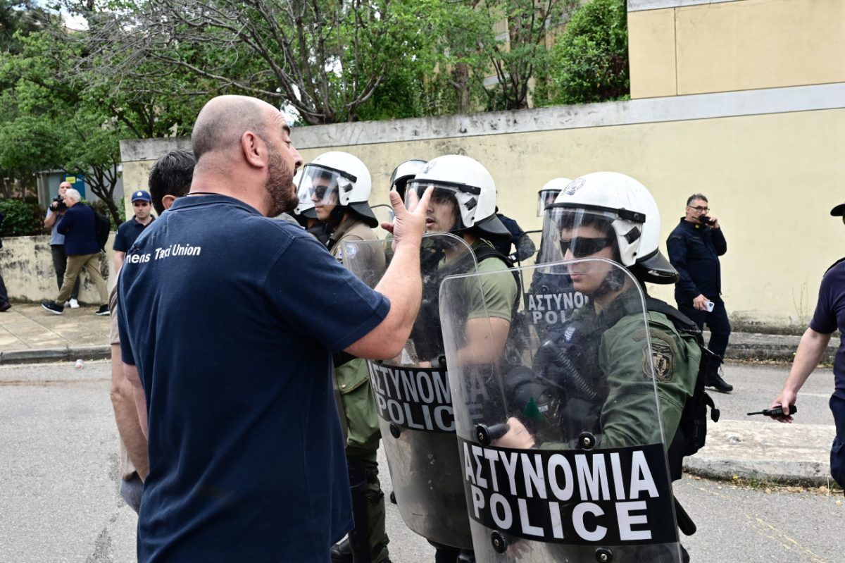 Ενταση στο υπ. Μεταφορών – «Ναι» στον ΣΑΤΑ, κλειστή η πόρτα του Κυρανάκη για τον Θύμιο Λυμπερόπουλο