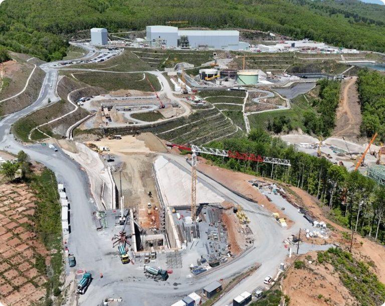 Ελληνικός Χρυσός: Σε τροχιά ολοκλήρωσης το έργο στις Σκουριές, ένα ορόσημο για την ενεργειακή μετάβαση