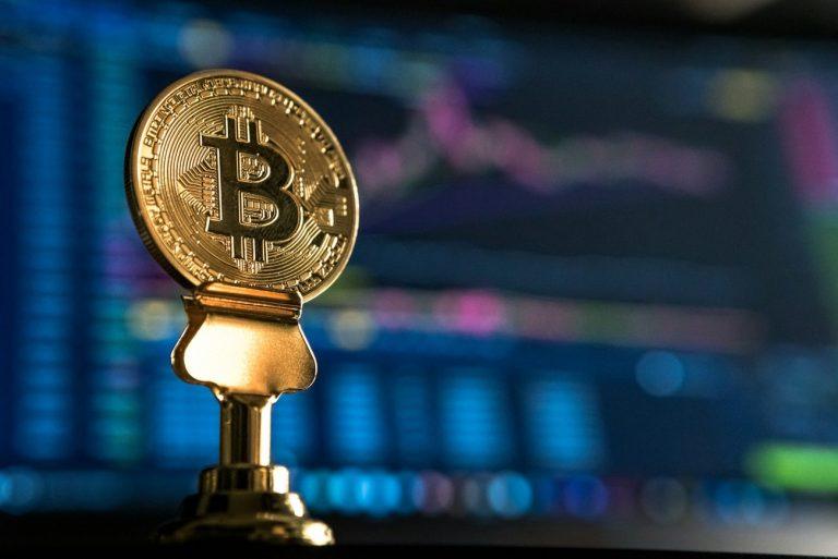 Bitcoin: Τα στοιχήματα για τιμές με επταψήφιο νούμερο