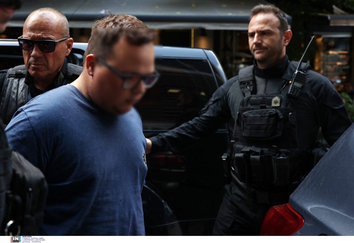 Λάρισα: Μου έλεγε ότι είμαι τεμπέλης – Πήρα ένα κουζινομάχαιρο και την κάρφωσα πολλές φορές