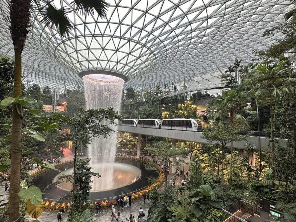 Αεροδρόμιο: Αυτό κατακτά την κορυφή του κόσμου για 13η φορά – Με καταρράκτες, κήπους και ιαματικά λουτρά