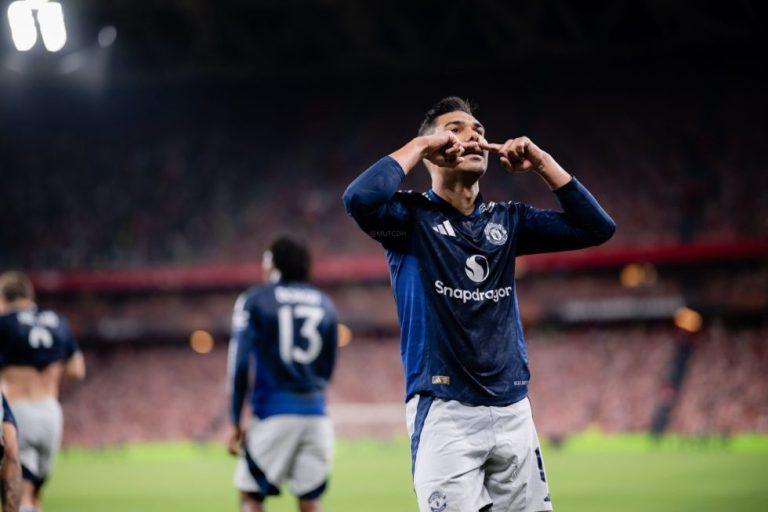 Ονειρικό ημίχρονο για τη Γιουνάιτεντ στο «Σαν Μαμές» με τρία γκολ και αποβολή υπέρ (vids)