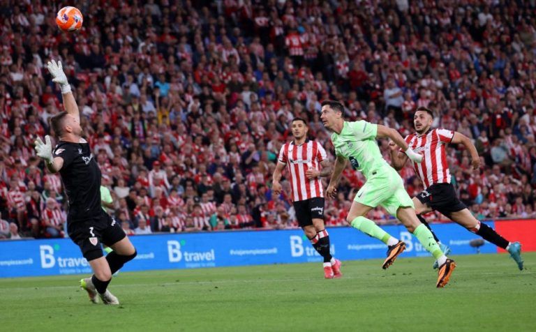 Μπιλμπάο – Μπαρτσελόνα 0-3: Ο Λεβαντόφσκι «υπέγραψε» την τελευταία νίκη της σεζόν για τους Καταλανούς