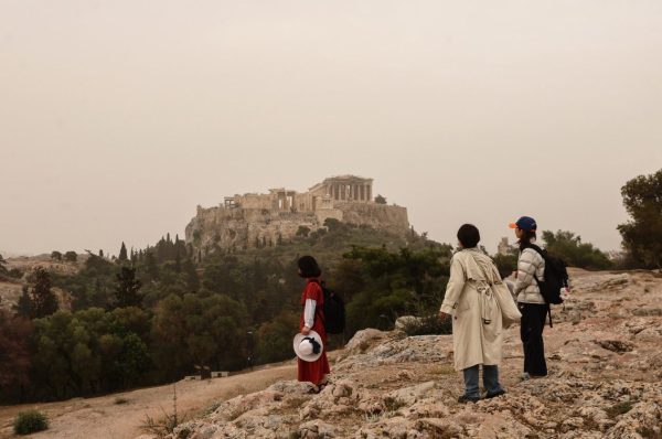 Καιρός: Νέο κύμα αφρικανικής σκόνης και ζέστης – Οι περιοχές που θα κιτρινίσουν