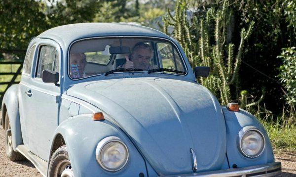 Ο Μουχίκα έδινε το 90% του μισθού σε φιλανθρωπίες, αυτοί ψάχνουν καβάτζες σε εξωχώριες εταιρείες