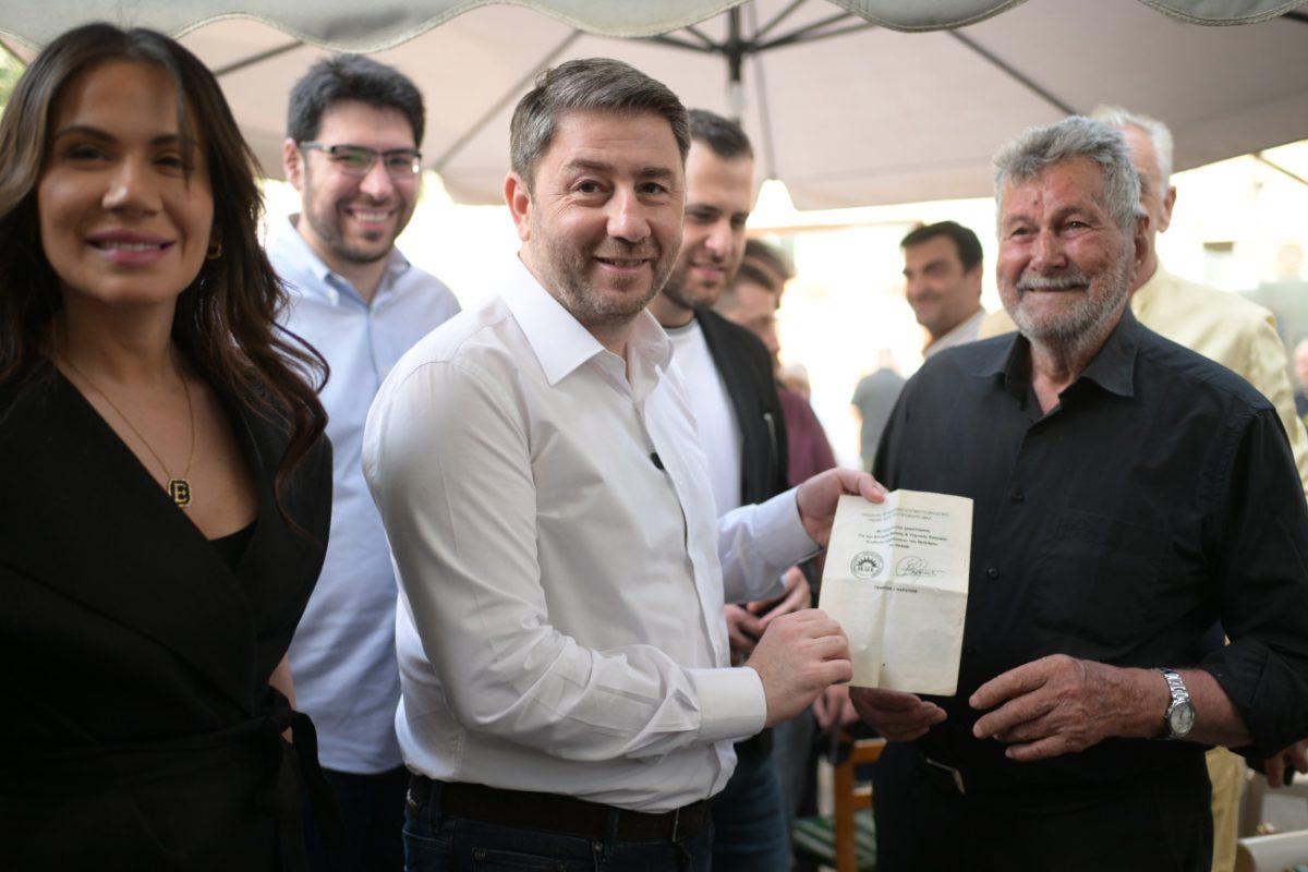 Ανδρουλάκης: Μνημείο κυβερνητικής ανικανότητας η κατάσταση των σεισμόπληκτων στο Αρκαλοχώρι