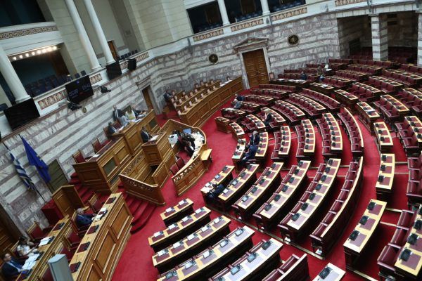 Η κοινή δήλωση για τη Γάζα, η κυβερνητική απαξίωσή της και η «σφήνα» του ΠΑΣΟΚ