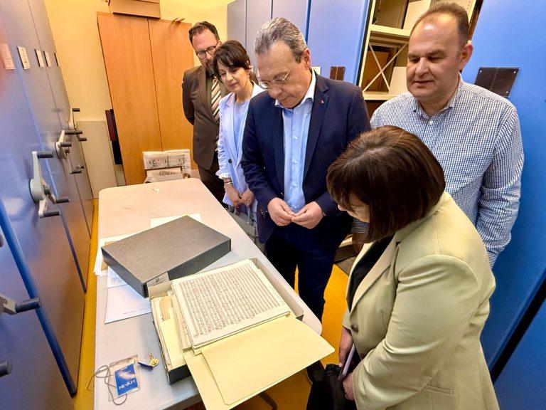 Ο ΣΥΡΙΖΑ θα τιμήσει τον Μίκη Θεοδωράκη στο συνέδριό του, ανακοίνωσε ο Φάμελλος