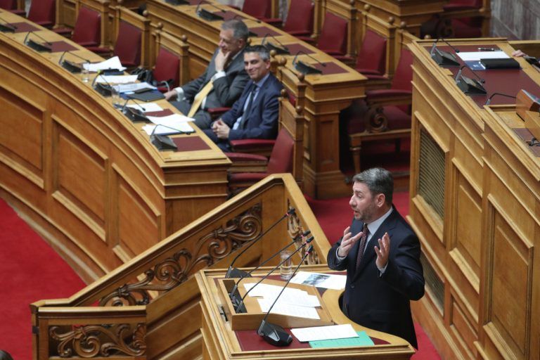 ΠΑΣΟΚ: Αυξάνει την πίεση στην κυβέρνηση – Ζητά σύγκλιση της Θεσμών και Διαφάνειας της Βουλής για τον ΟΠΕΚΕΠΕ