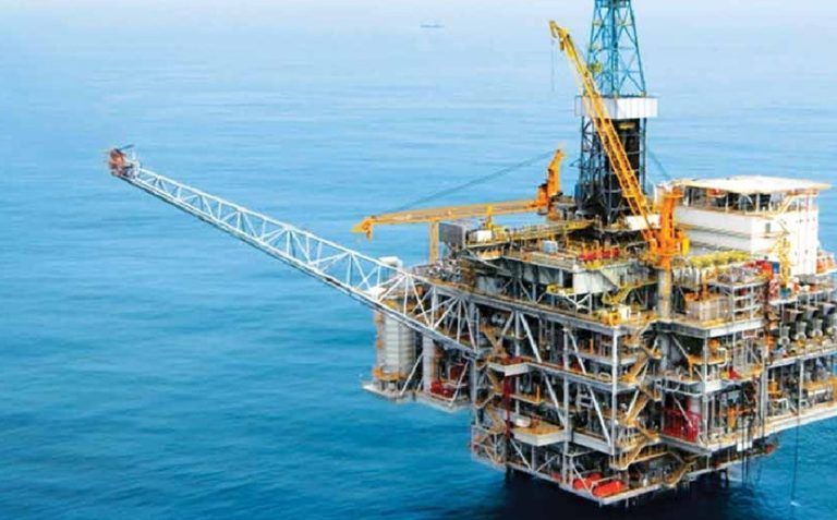 Ανγκόλα: Τρεις νεκροί και δεκάδες τραυματίες από πυρκαγιά σε πλατφόρμα βαθέων υδάτων