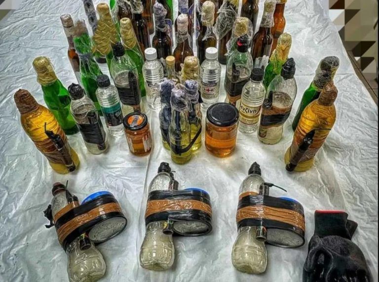 Θεσσαλονικη: 49 βόμβες μολότοφ εντοπίστηκαν στην Πολυτεχνική Σχολή του ΑΠΘ