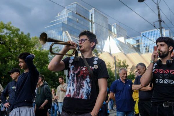 Σερβία: Διαδηλώσεις φοιτητών με αίτημα τη διεξαγωγή πρόωρων βουλευτικών εκλογών