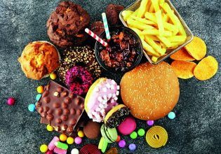 Εξετάσεις αίματος και ούρων αποκαλύπτουν πόσα υπερεπεξεργασμένα τρόφιμα καταναλώνετε