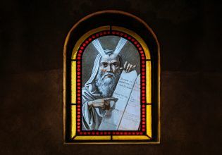 Το Τέξας επιβάλλει τις Δέκα Εντολές στα σχολεία