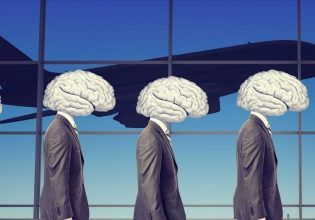 ΙnForum: Γιατί η Ελλάδα εξακολουθεί να διώχνει τα παιδιά της; Το brain drain συνεχίζεται