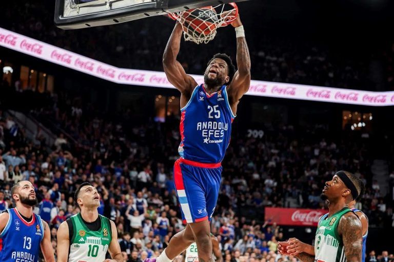 «Ετοιμάζεται το… μπαμ με Οτούρου» (pic)