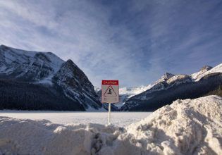 Κλιματική αλλαγή: Το 40% των παγετώνων ήδη καταδικασμένο να λιώσει –  Η μεγαλύτερη απειλή για το μέλλον μας
