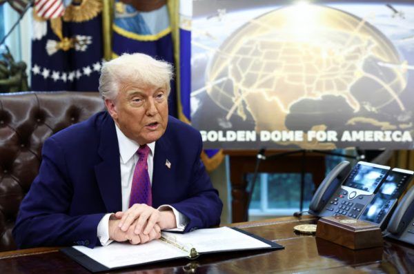 Βόρεια Κορέα: «Πολύ επικίνδυνη» απειλή η αντιπυραυλική ασπίδα που οραματίζεται ο Τραμπ
