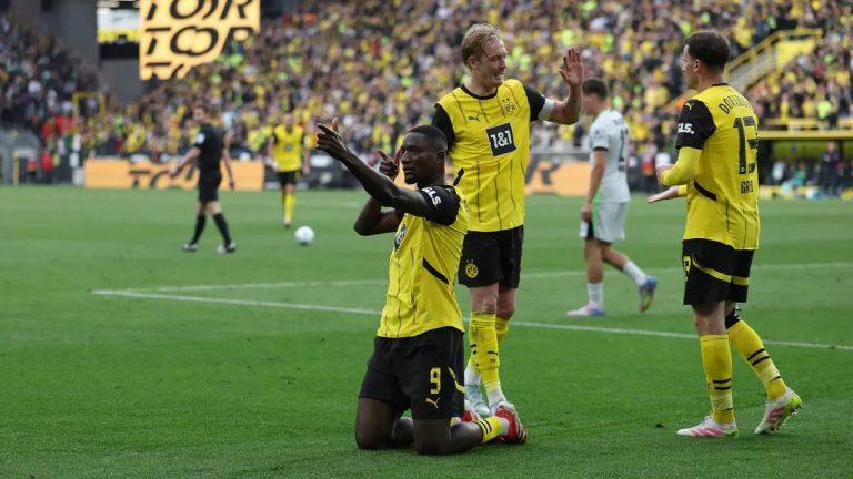 Μπορούσια Ντόρτμουντ – Βόλφσμπουργκ 4-0: Νίκη τετράδας για τους Βεστφαλούς