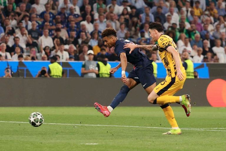 Ο Ντουέ τελειώνει την Ίντερ και κάνει το 3-0 για την Παρί (vids)