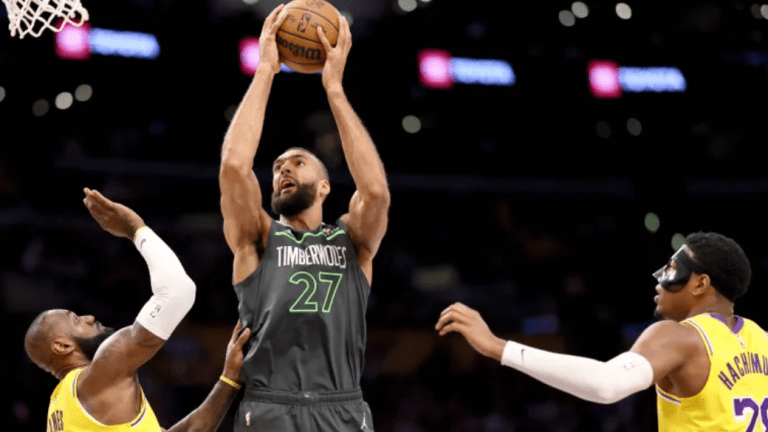 Ο Γκομπέρ απέκλεισε Λεμπρόν και Ντόντσιτς – Ζωντανοί έμειναν οι Ρόκετς (vids)