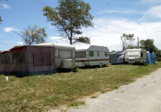 Τροχόσπιτα: «Με τον νέο νόμο ο αυτοκινούμενος τουρισμός έχει σβήσει»