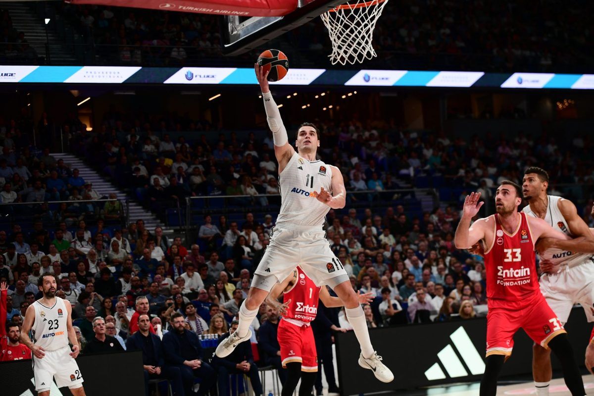 «Αβέβαιο το μέλλον του Χεζόνια στη Ρεάλ Μαδρίτης» (pics)