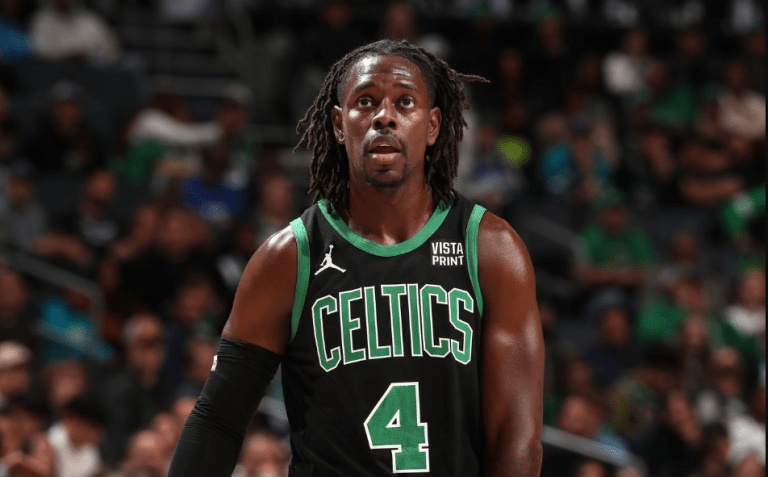 Ο Χόλιντεϊ θέλει να μείνει στους Σέλτικς και την επόμενη σεζόν