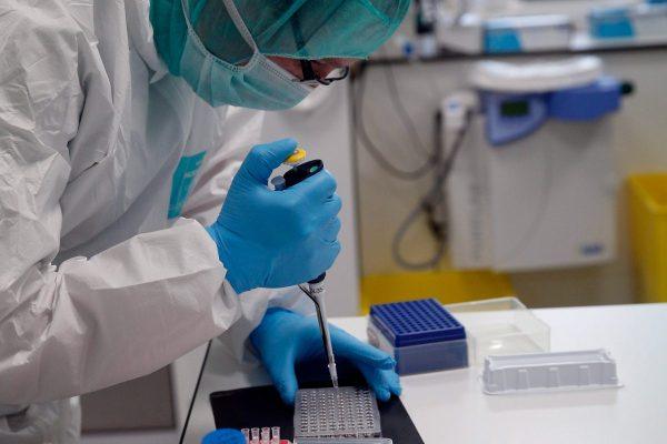 Αποκάλυψη in: Για έγγραφες εξηγήσεις για «απόπειρα δωροδοκίας» καλείται ο πρώην ιατροδικαστής της Κέρκυρας – μέλος της Τριμελούς Επιτροπής