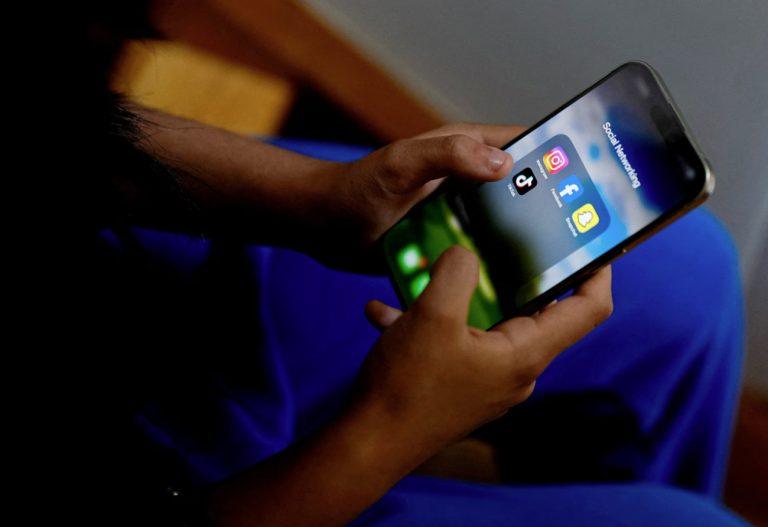 Ευρώπη: «Αγώνας» για την προστασία τον ανηλίκων από τον εθισμό στα κινητά