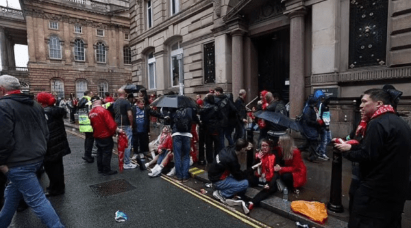 Αυτός είναι ο οδηγός που σκόρπισε τον τρόμο στο Λίβερπουλ (vid)