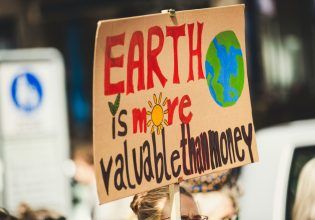 Κλιματική αλλαγή: Ο κόσμος αντιμέτωπος με τον κίνδυνο της «οικονομικής άρνησης»