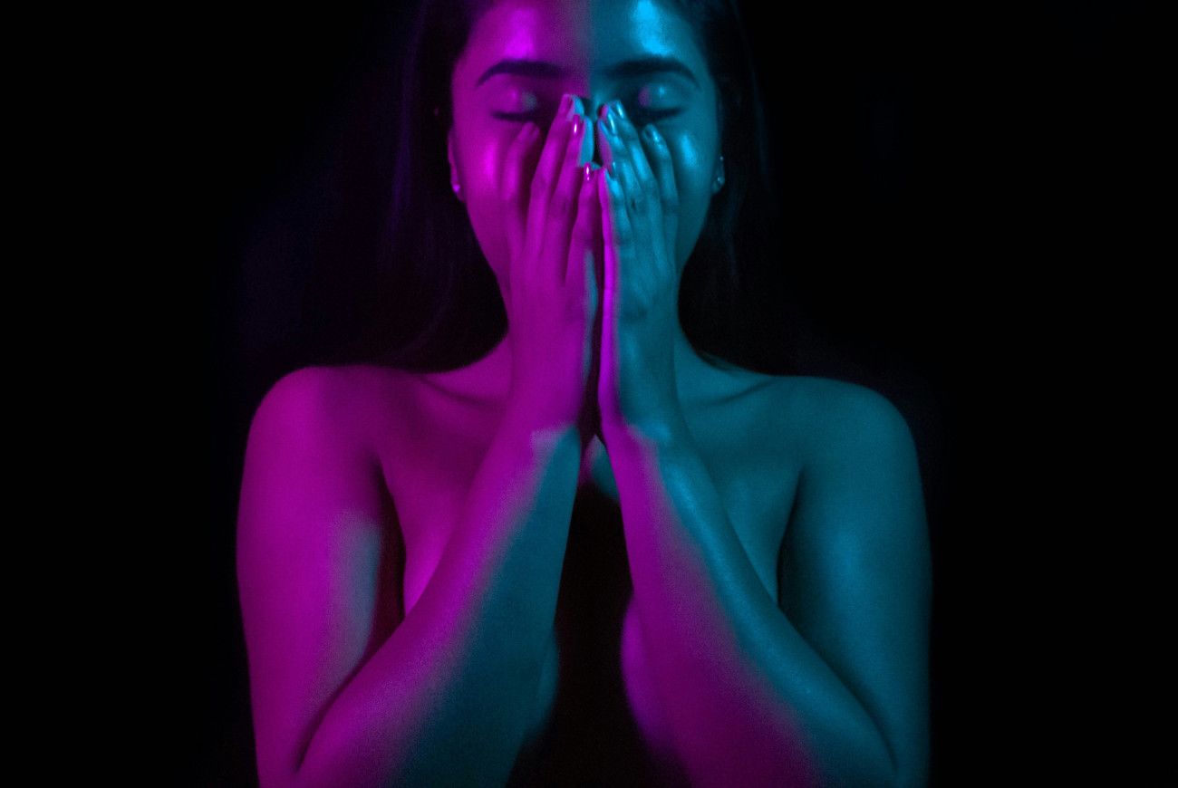 Σπουδές, χρέη και OnlyFans: H νέα πραγματικότητα της (σεξ)εργασίας της Gen Z;