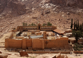 Μονή Σινά: Το ιουστινιάνειο φρούριο που υψώθηκε σε μικρό κράτος εν κράτει