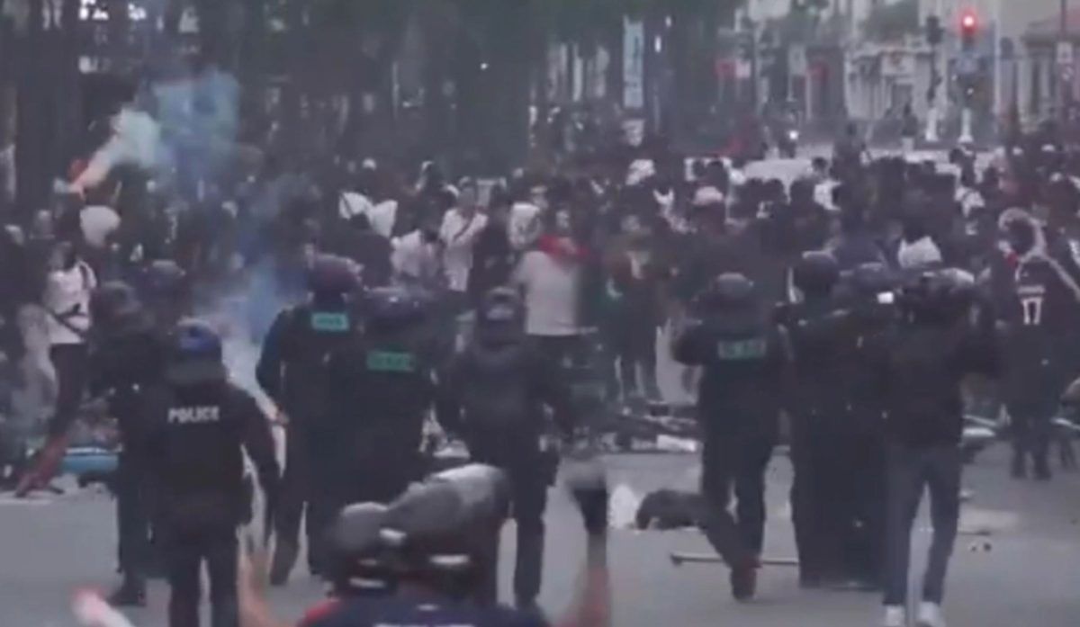 Επεισόδια και στο Παρίσι: Συγκρούσεις των οπαδών της Παρί με την Αστυνομία (vid)