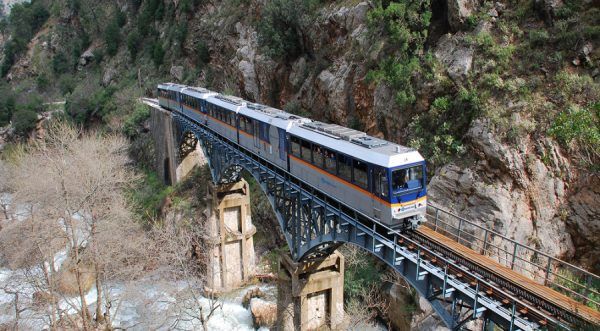 Οδοντωτός: Αναστολή δρομολογίων λόγω κατολίσθησης – Ακινητοποιήθηκε αμαξοστοιχία, τι λέει η Hellenic Train