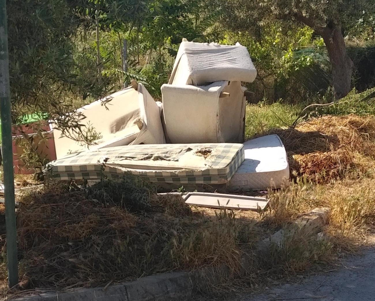 Δεν είναι Αόρατοι – Είναι εκεί κάθε μέρα για εμάς: Σεβαστείτε τους Ανθρώπους της καθαριότητας των Δήμων