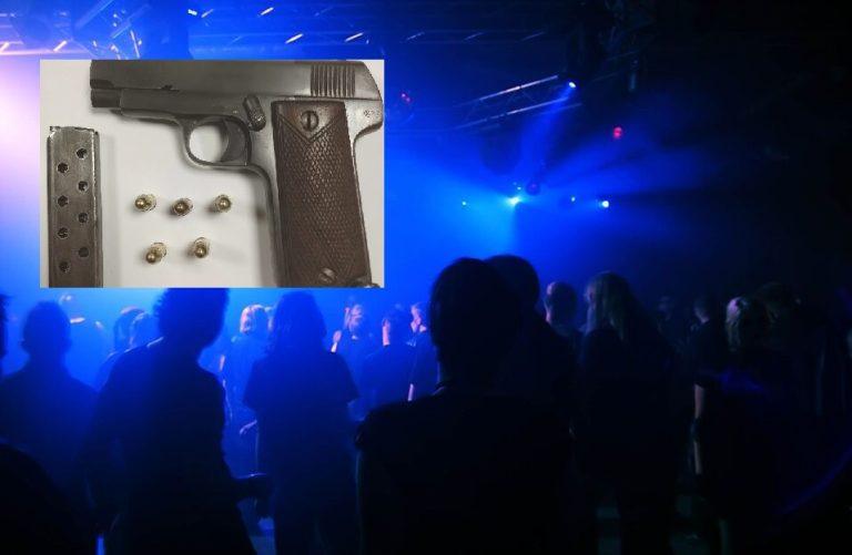 Οπλοφορούσε σε νυχτερινό κέντρο διασκέδασης – Είχε τσαντάκι με πιστόλι και πέντε σφαίρες