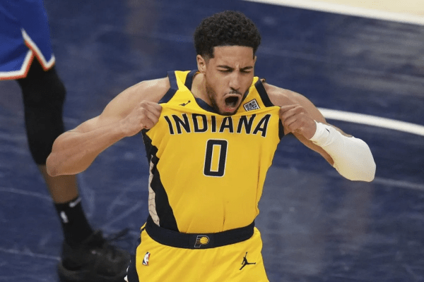 Πέισερς – Νικς 130-121: Ασταμάτητος Χαλιμπάρτον – Μια νίκη μακριά από τους τελικούς οι Πέισερς (vids)