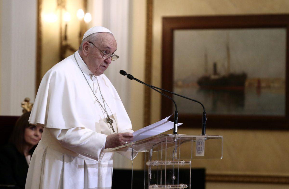 Ένας πόλεμος στην Καπέλα Σιστίνα