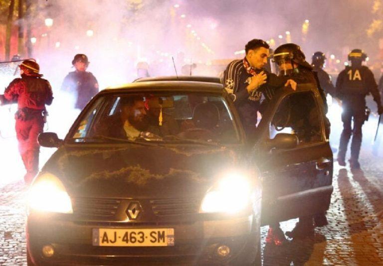 Σοκ στο Παρίσι: Αυτοκίνητο έπεσε πάνω σε οπαδούς της Παρί Σεν Ζερμέν